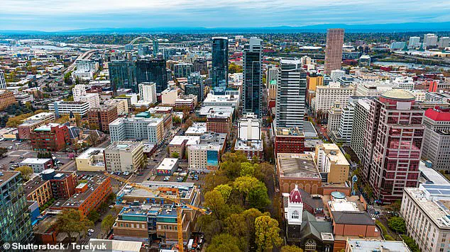 ‘A Looming Threat’: USGS Detects Cluster of Quakes, Fueling Fears of Cascadia Fault Catastrophe