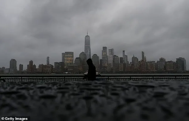 Nor'easter Disrupts East Coast Flights, Causes Delays, Cancellations, and State of Emergency