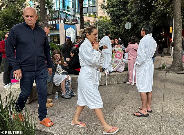 6.5-Magnitude Earthquake Strikes Mexico, Disrupts President's Press Briefing