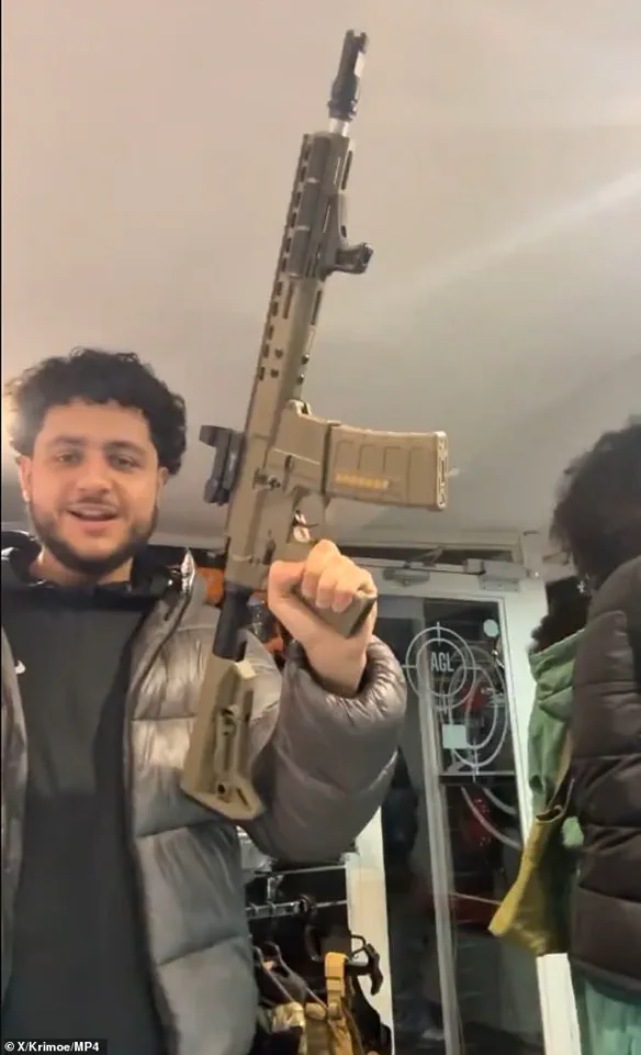 Twitch Streamer Krimoe at Center of UK Police Crackdown Over 'Idiotic' Behavior Near London Landmark, Says Authorities