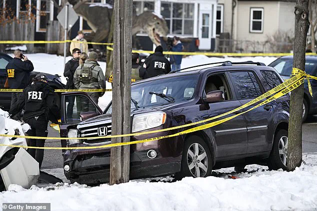 Minneapolis Tensions Escalate as Mayor Confronts ICE Over Fatal Shooting, Highlighting Federal-State Policy Clash