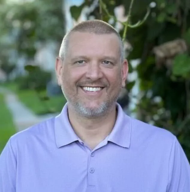 ''The Movement I Helped Build Is Fracturing Under Its Own Contradictions,'' Warns Rich Logis as 'Leaving MAGA' Expands Amid GOP Schism