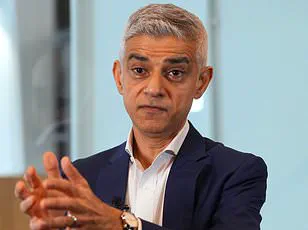 Elizabeth Lopez Aguilar Confronts Phone Snatcher in London Using Athletic Prowess