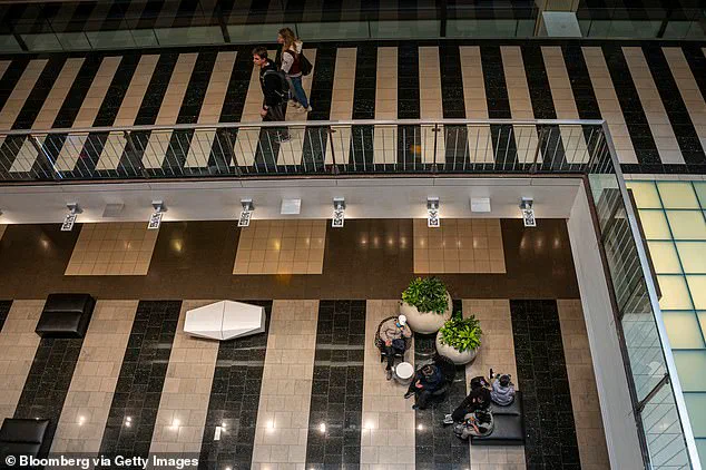 San Francisco Centre to Close on January 26 Amid Post-Pandemic Challenges and Homelessness Crisis