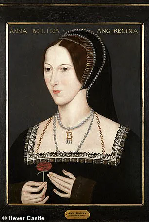 Infrared Scan Reveals Alteration in Anne Boleyn Portrait to Dispel 'Sixth Finger' Rumors