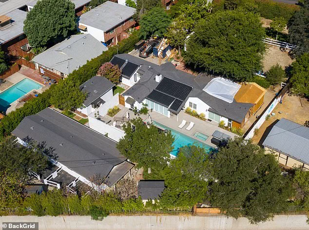 Billie Eilish Faces Calls to Return Mansion on Stolen Land After Grammy Outburst