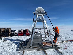 Scientists Propose $80 Billion 'Seabed Curtain' to Save Antarctica's 'Doomsday Glacier' from Collapse