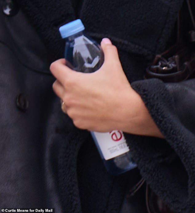 Shani Zigron's 'ALON COMING HOME NOW' Note as Husband's Sex Trafficking Trial Proceeds