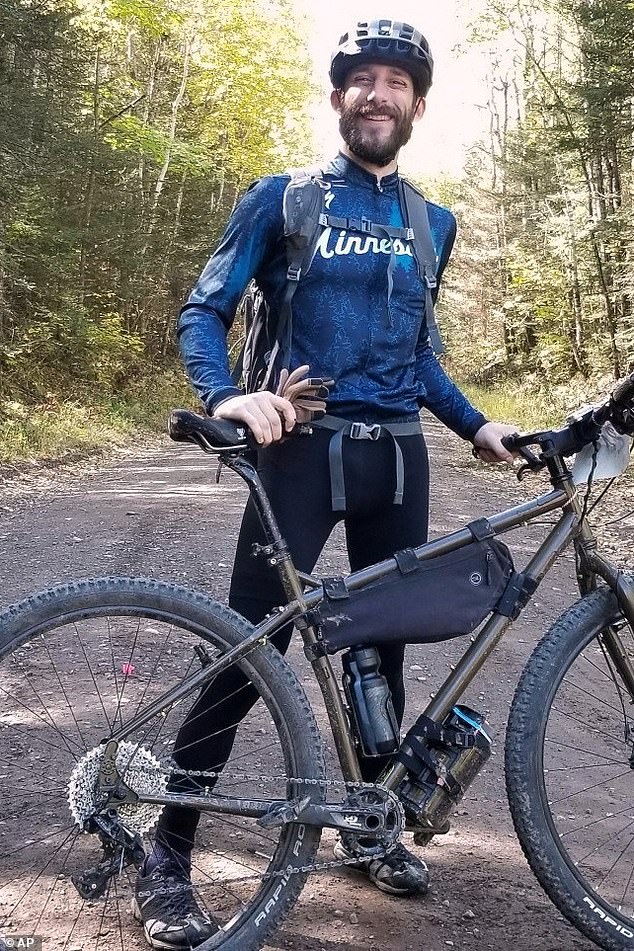 Parents of Killed ICU Nurse Say Video Reveals Truth Behind Border Patrol Shooting