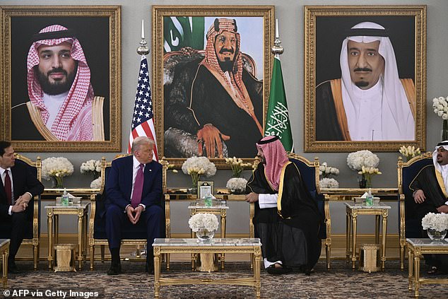 Unexpected Solidarity: Kaitlan Collins and Trump's Tense Encounter in Saudi Arabia