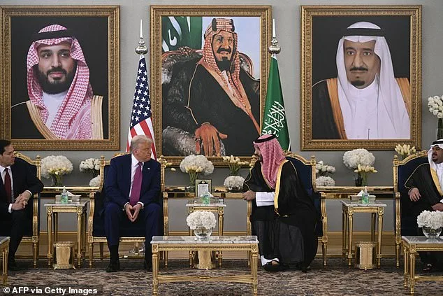 Unexpected Solidarity: Kaitlan Collins and Trump's Tense Encounter in Saudi Arabia