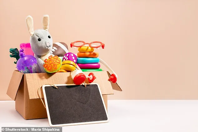 Kitchen Utensils Outperform Traditional Toys in Engaging Toddlers and Boosting Development