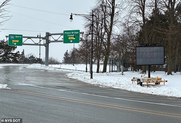 Peace Bridge Roundabout Traps Drivers in Canadian Detention Under Trump Immigration Policies