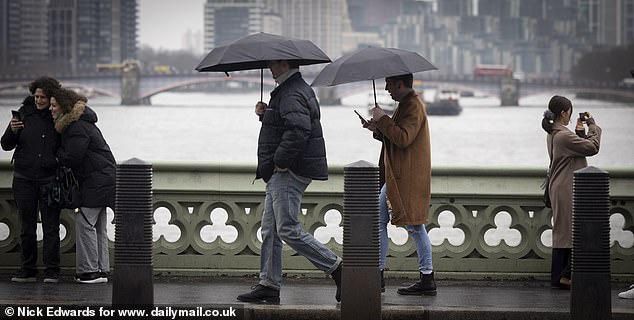 Met Office Warns of Unprecedented Wet Weather: Persistent Rain to Last Until Mid-March with Flood Risk