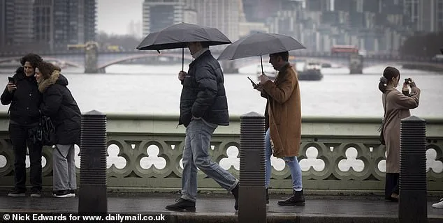 Met Office Warns of Unprecedented Wet Weather: Persistent Rain to Last Until Mid-March with Flood Risk