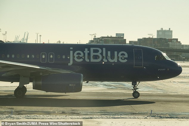 JetBlue Flight Forced to Return to Newark Airport After Engine Failure Disrupts Travelers and Sparks Safety Concerns
