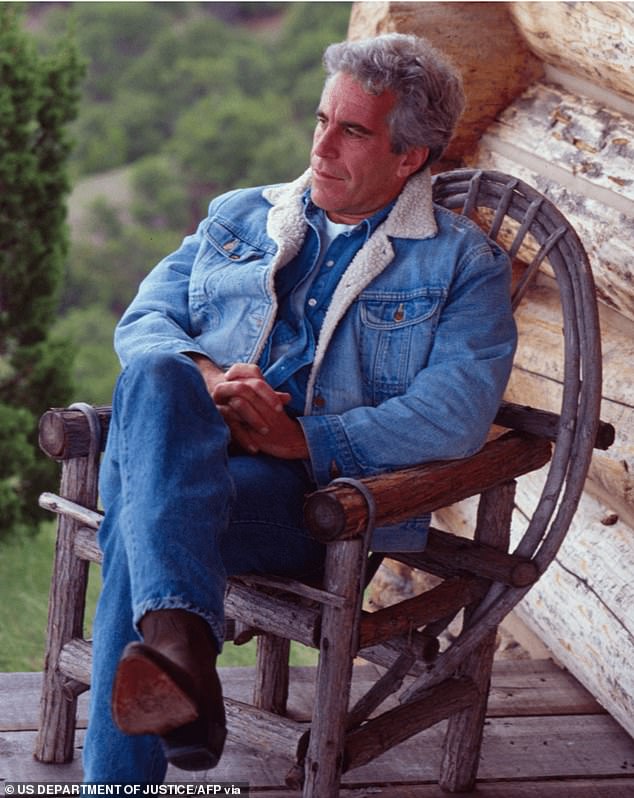 Billionaire Les Wexner's Deposition Turns Into Public Spectacle as Lawyer's Frustration Boils Over