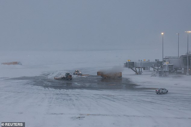 Historic East Coast Blizzard Sparks Chaos, Over 9,000 Flights Canceled