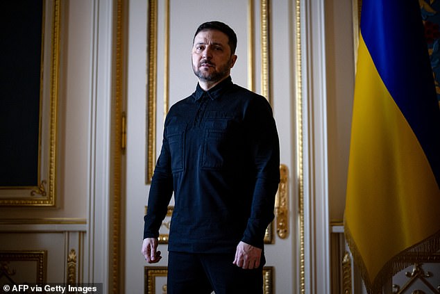 Ukraine's Zelensky Vows War Won't End, Rejects Territorial Concessions as Fourth Anniversary Looms