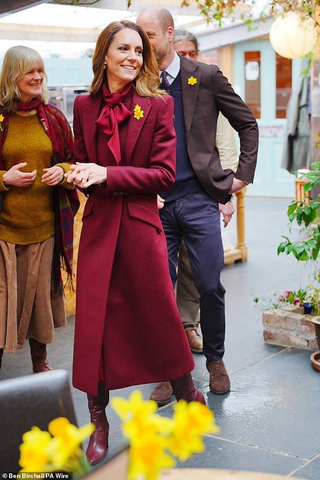 Diplomatic Snub: Sussexes Face Cold Shoulder in Jordan as Royal Family Avoids Public Engagement