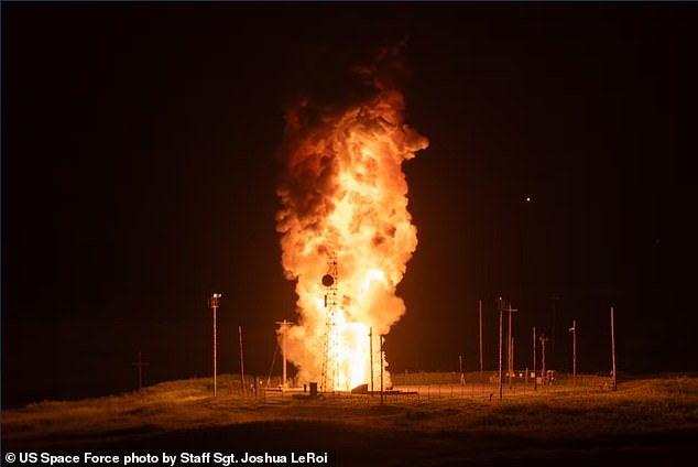 US Air Force Conducts Successful Test Launch of Minuteman III ICBM, Demonstrating Nuclear Deterrence Readiness