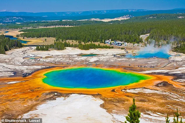 Echinus Geyser Reawakens After Prolonged Dormancy, Raising Concerns About Yellowstone's Supervolcano Stability