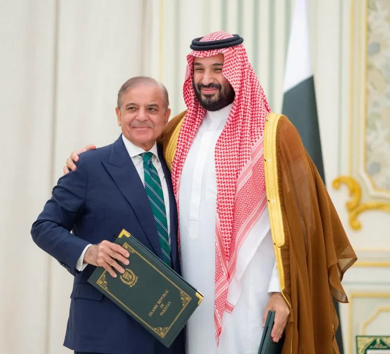 Pakistan's Precarious Balancing Act: Navigating the Iran-Saudi Conflict Amid Economic and Diplomatic Tensions