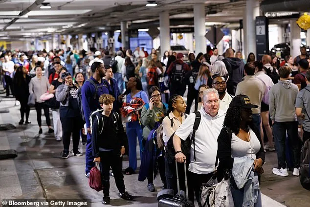 Hobby Airport Security Lines Improve After Shutdown-Linked Delays, but Concerns Linger