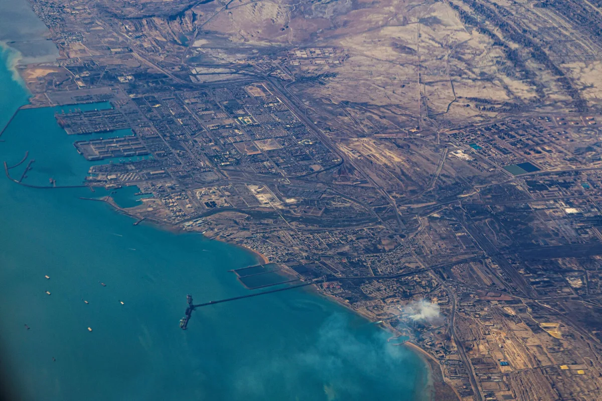 Iran Threatens Regional Retaliation as US Warns of Attacks in Strait of Hormuz