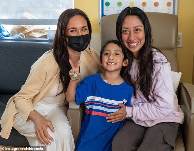 Meghan Markle Visits Children's Hospital LA to Support Youth Through Creative Activities