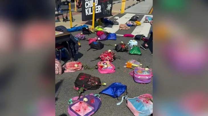 Paris Demonstrators Rally for Peace Amid Global Protest Wave Over Middle East Conflicts