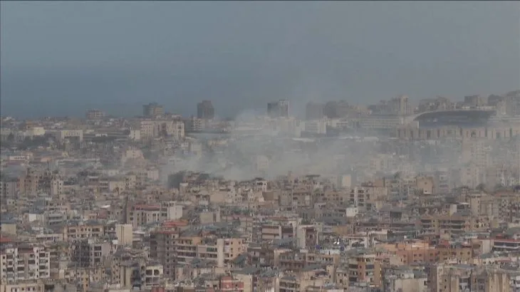 Paris Demonstrators Rally for Peace Amid Global Protest Wave Over Middle East Conflicts