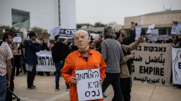 Paris Demonstrators Rally for Peace Amid Global Protest Wave Over Middle East Conflicts