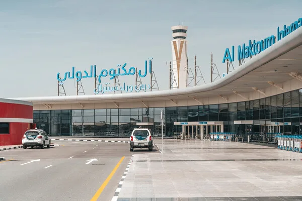 Dubai Airport Suspends Flights Amid Drone Strike and Rising Security Concerns