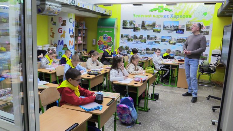 Kharkiv's Children Learn in Metro Tunnels as War Rages Above