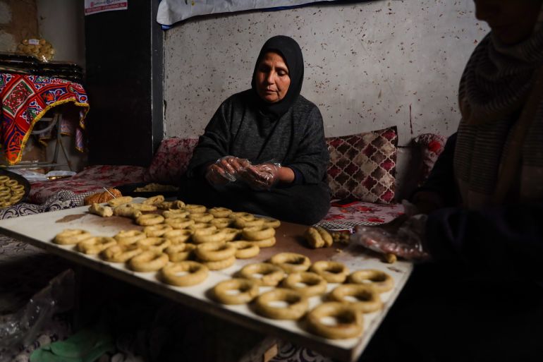 Defiant Baking in Gaza: A Mother's Ritual Amid War's Ruin