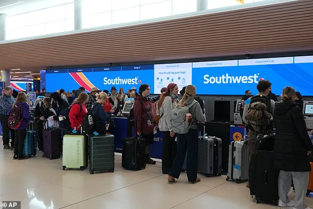 Hairdresser Accuses Southwest Airlines of Fat-Shaming After Being Forced to Buy Extra Seat