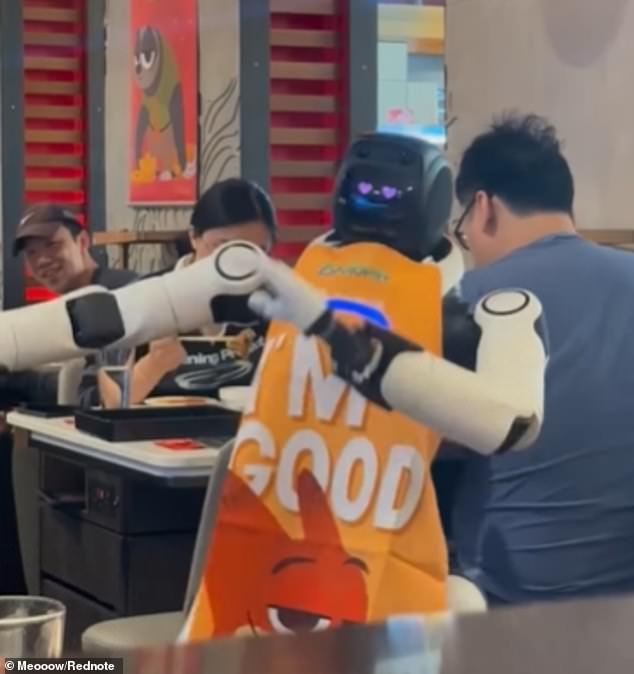 Humanoid Robot Causes Chaos at Haidilao Restaurant During Zootopia 2 Promo