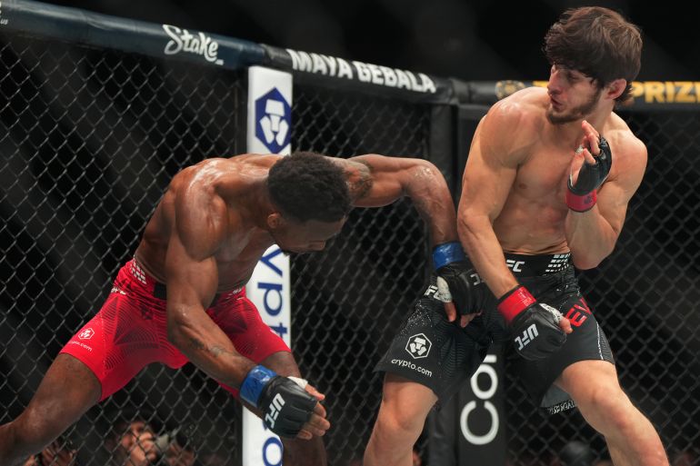 Evloev Secures Narrow Victory Over Murphy in UFC Fight Night 270 Clash Despite Groin Kick Deduction, Eyes Title Shot