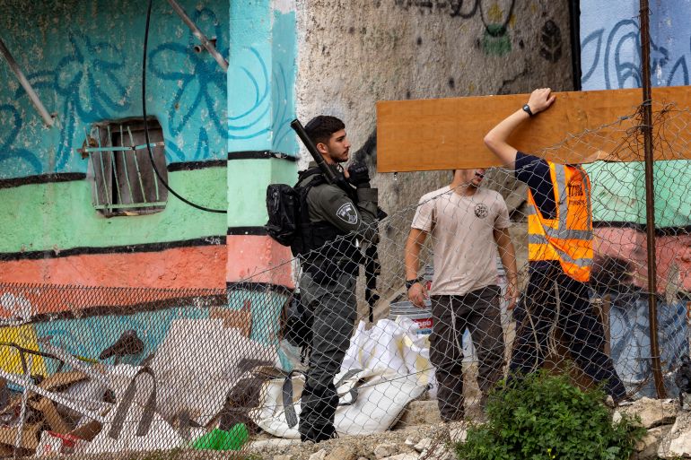 Israel Accused of Ethnic Cleansing as Dozens of Palestinian Families Displaced in East Jerusalem's Silwan