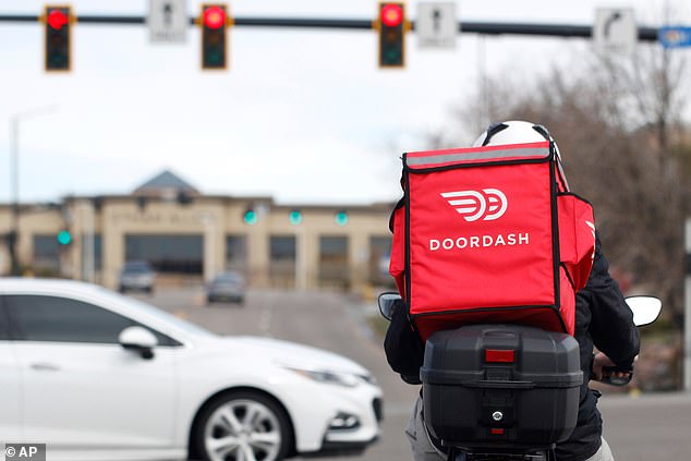 DoorDash Driver Asked to Perform Macarena for $3 Tip in Viral Controversy Sparking Debate