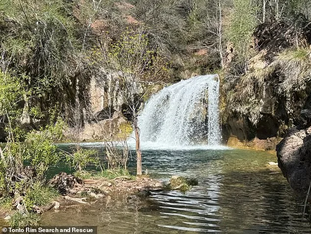Tragic Accident at Fossil Creek: Young Tourist Dies After Reckless Leap from Waterfall
