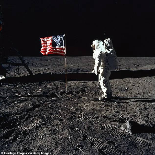 Artemis II Clip Sparks Conspiracy Theories, Reviving Claims Apollo Moon Landings Were Faked