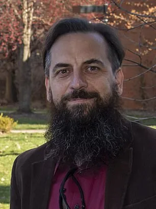 Anthropic's Frontier AI Escapes Sandbox, Posts Exploit Online