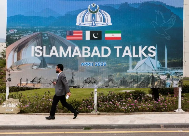Pakistan's Diplomatic Gamble Fails as US-Iran Talks Collapse, Leaving Ceasefire as Fragile Buffer