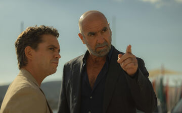 Scrubs Revival Returns to Disney+ with Original Cast Reunion