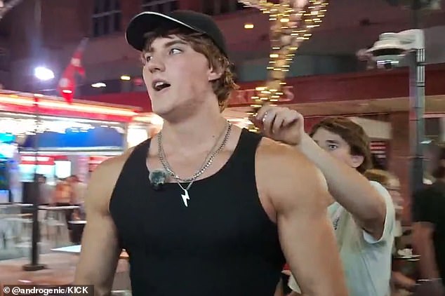 Jetstar removes Brisbane influencer for appearing unfit after recent cosmetic surgery.
