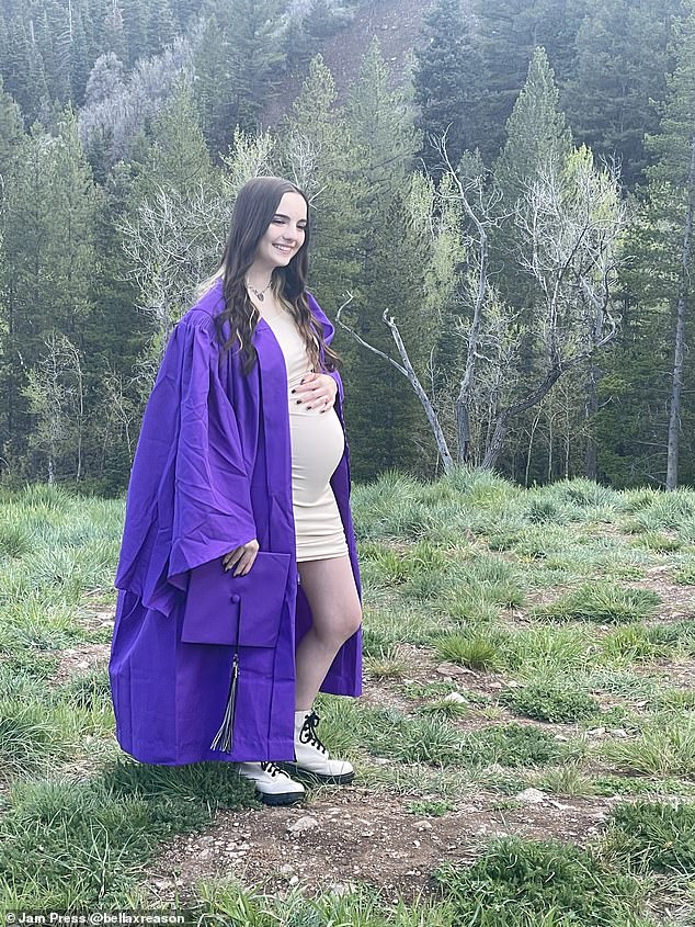 Teen mom battles rare smell disorder that ruined her taste.