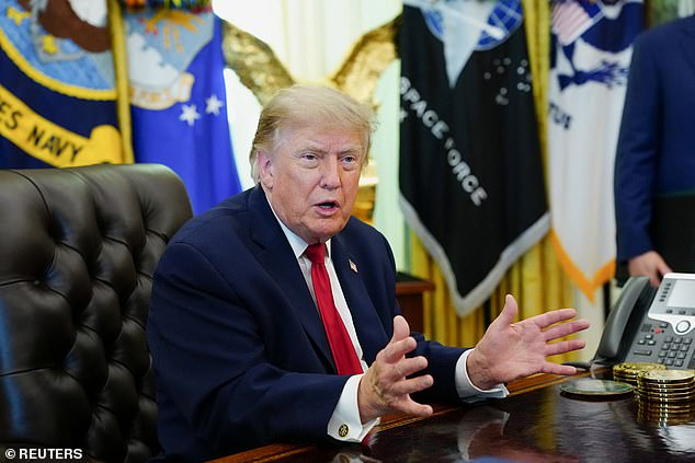 Barrett's Vote Upholds Birthright Citizenship, Defeating Trump's Executive Order