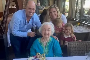 Elderly Millionaire Conned and Abandoned by Caretakers